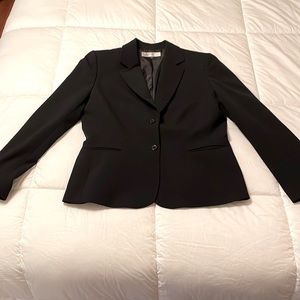 Tahari blazer.  Lined, excellent condition size 12